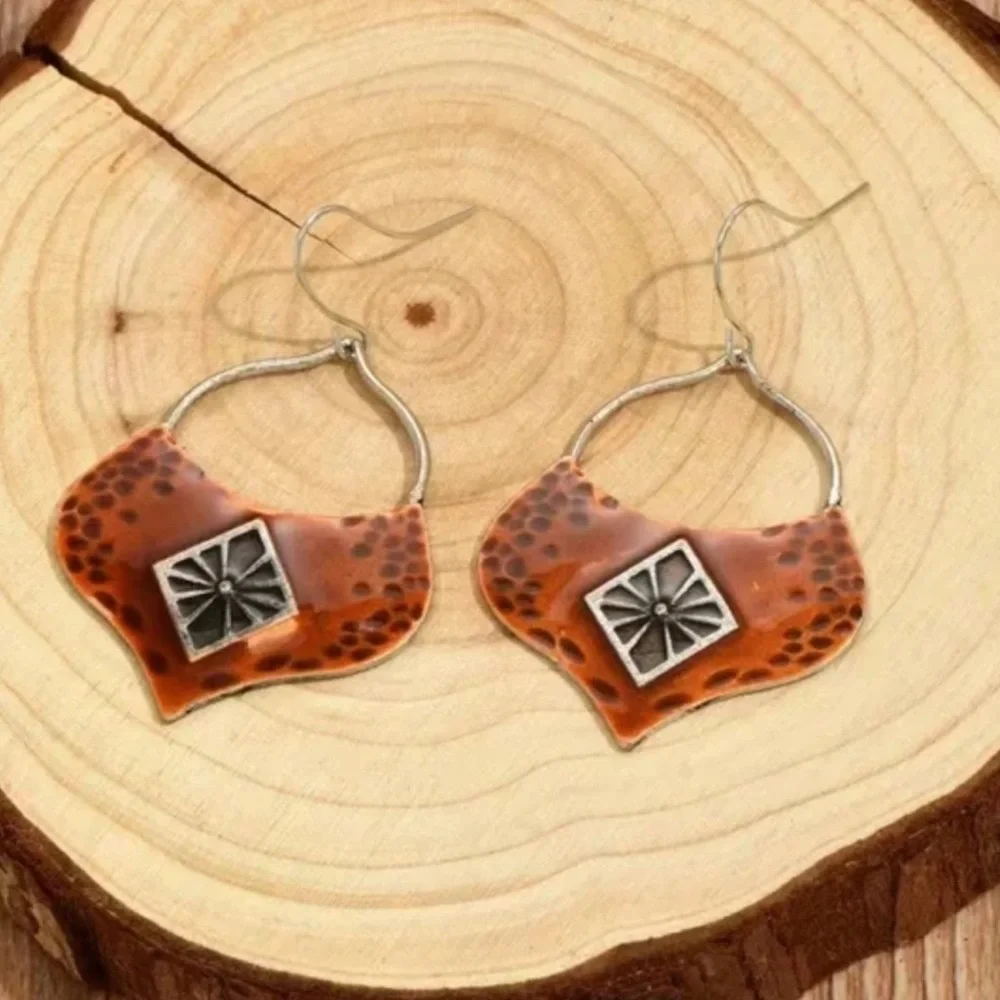 NWT Vintage Style Bohemian Copper Tone and Silver Tone Pierced Earrings!